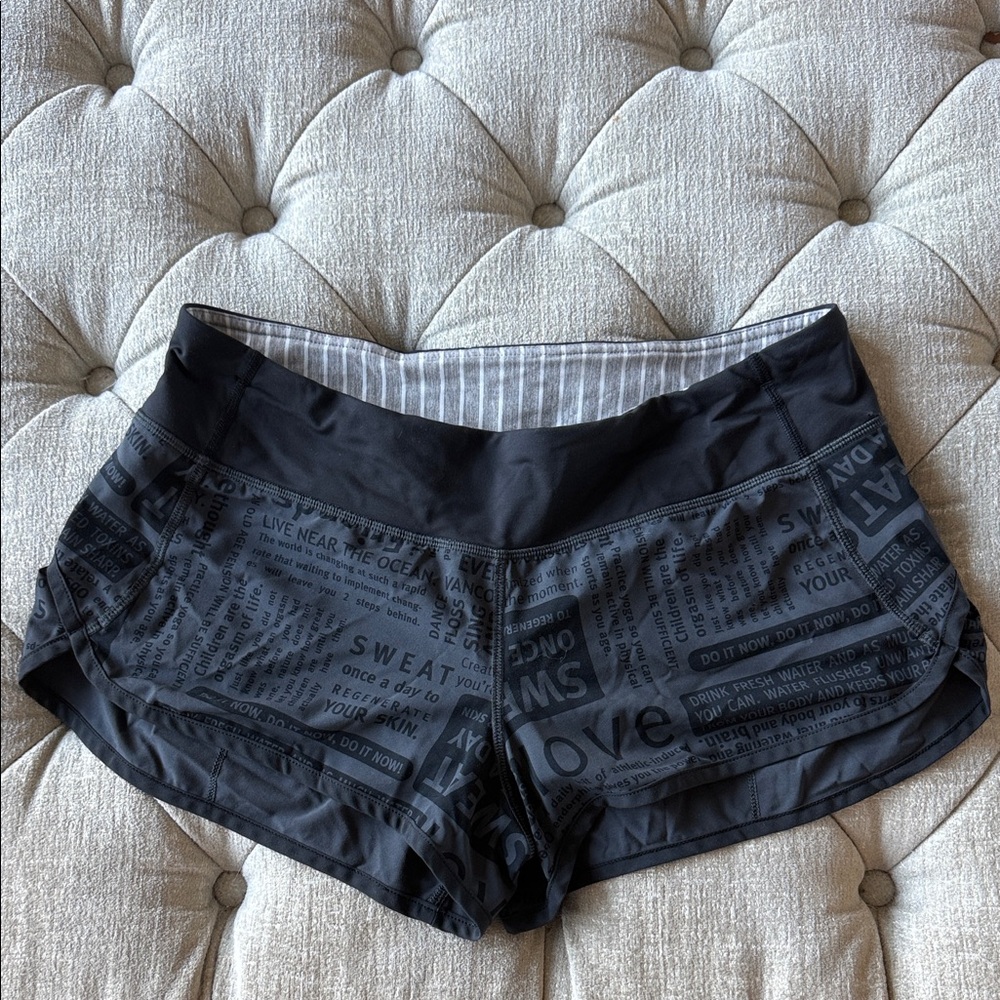 Lululemon‎ Black Women's 8 Shorts inseam 3